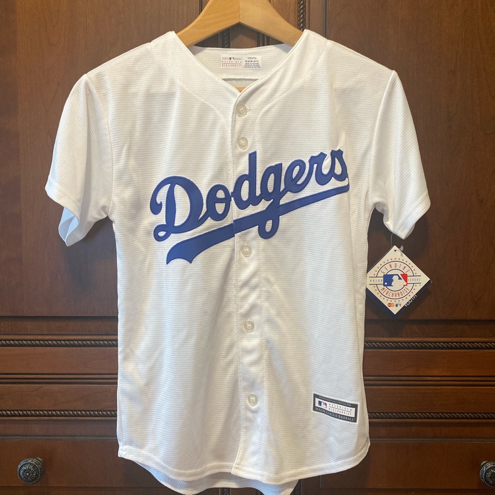 Dodger’s Embroidered Youth Turned Jersey